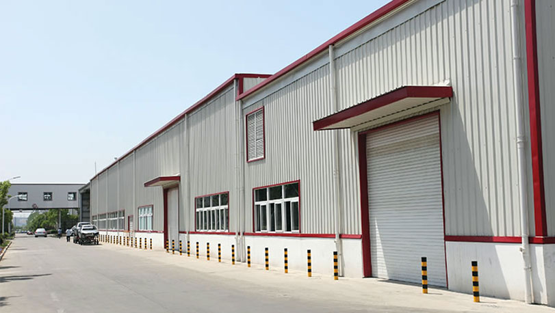 奇瑞汽車(chē)墻面采用熱鍍鋅聚酯彩鋼板